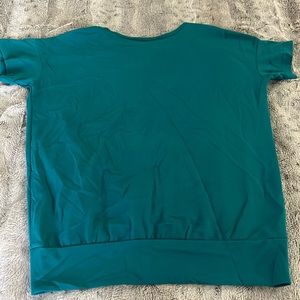 Cut out back oversized tee S banded hem teal green sporty yoga GU Sports NEW